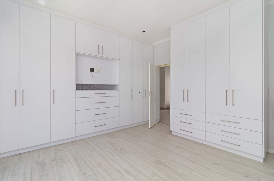 4 Bedroom Property for Sale in Sagewood Western Cape